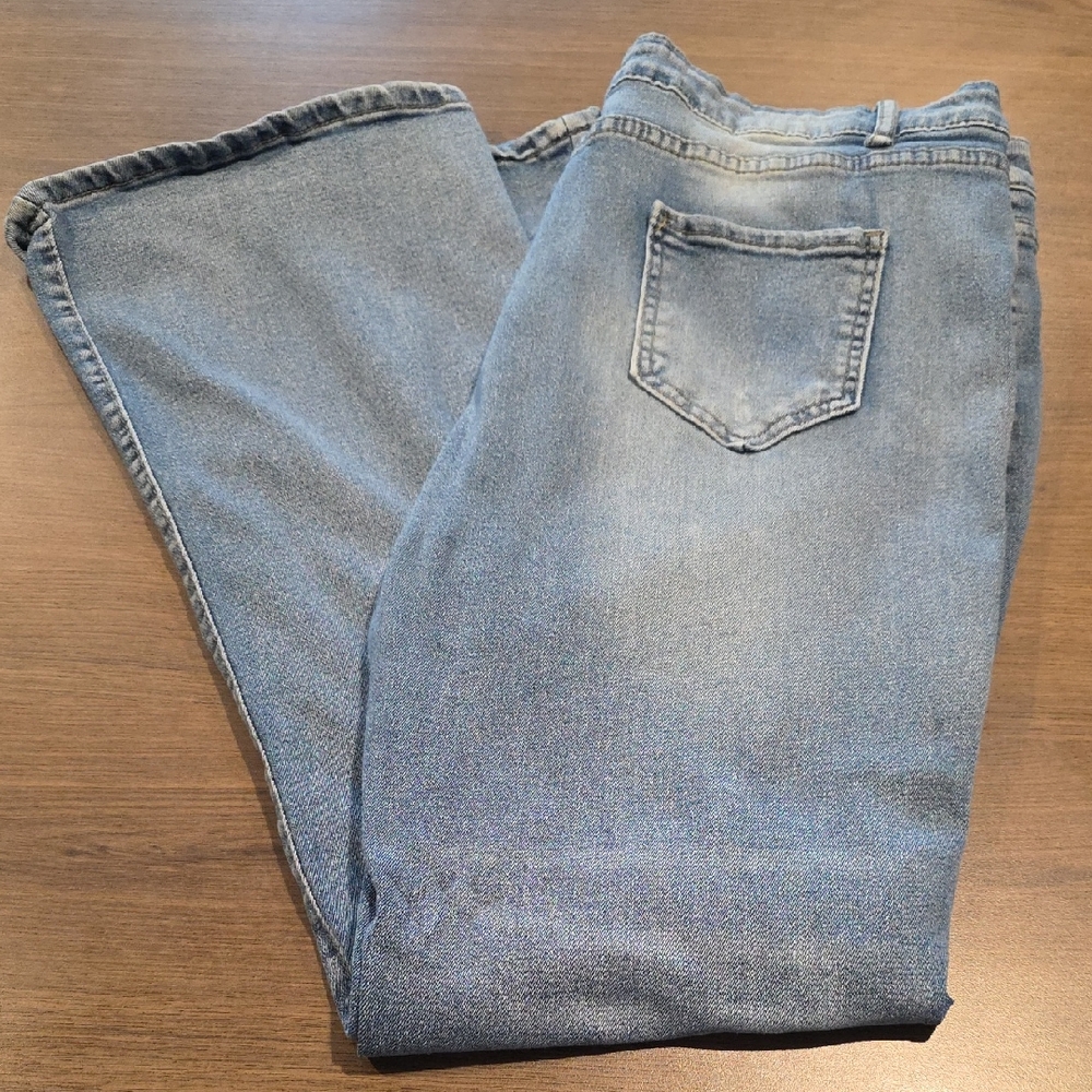 Classic Blue Women's Jeans [ITEM #9]
